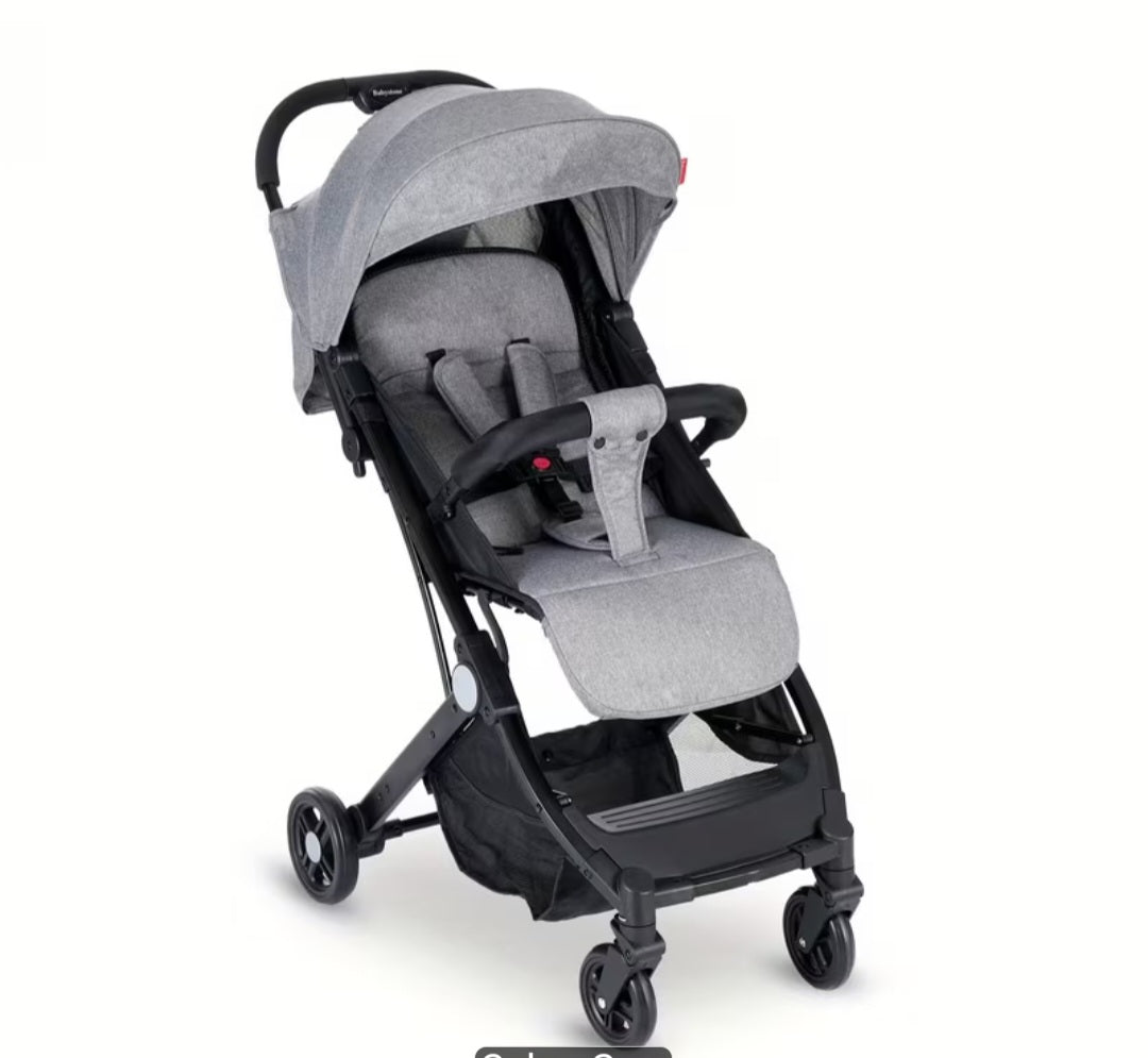 Travel pram lightweight with 5 point harness